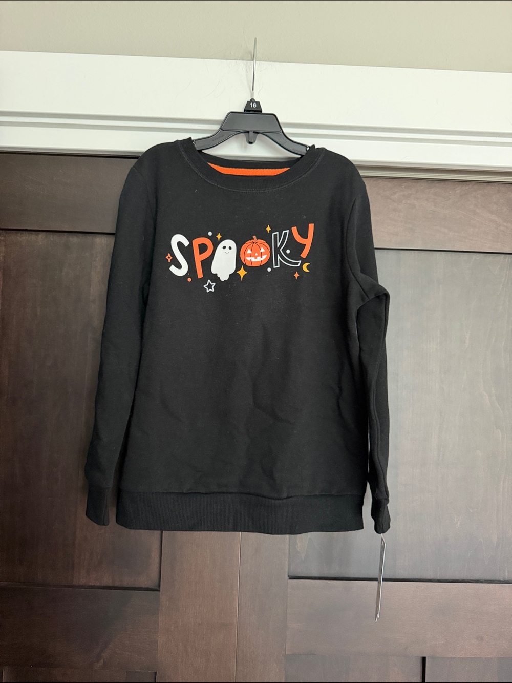 Cat & Jack Kids' Black 'Spooky' Halloween Graphic Sweatshirt size Medium 7/8